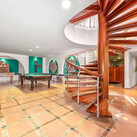 Exclusive Maspalomas シャレー