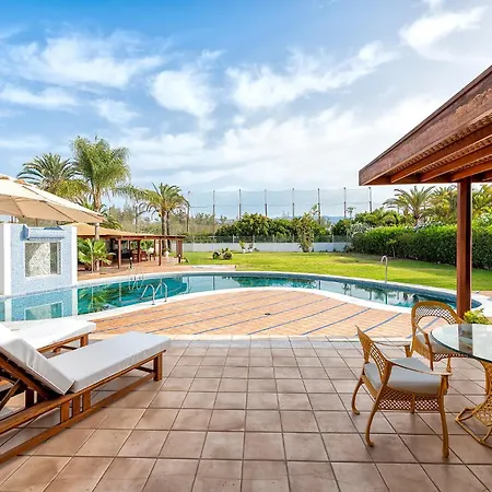 Exclusive Maspalomas シャレー